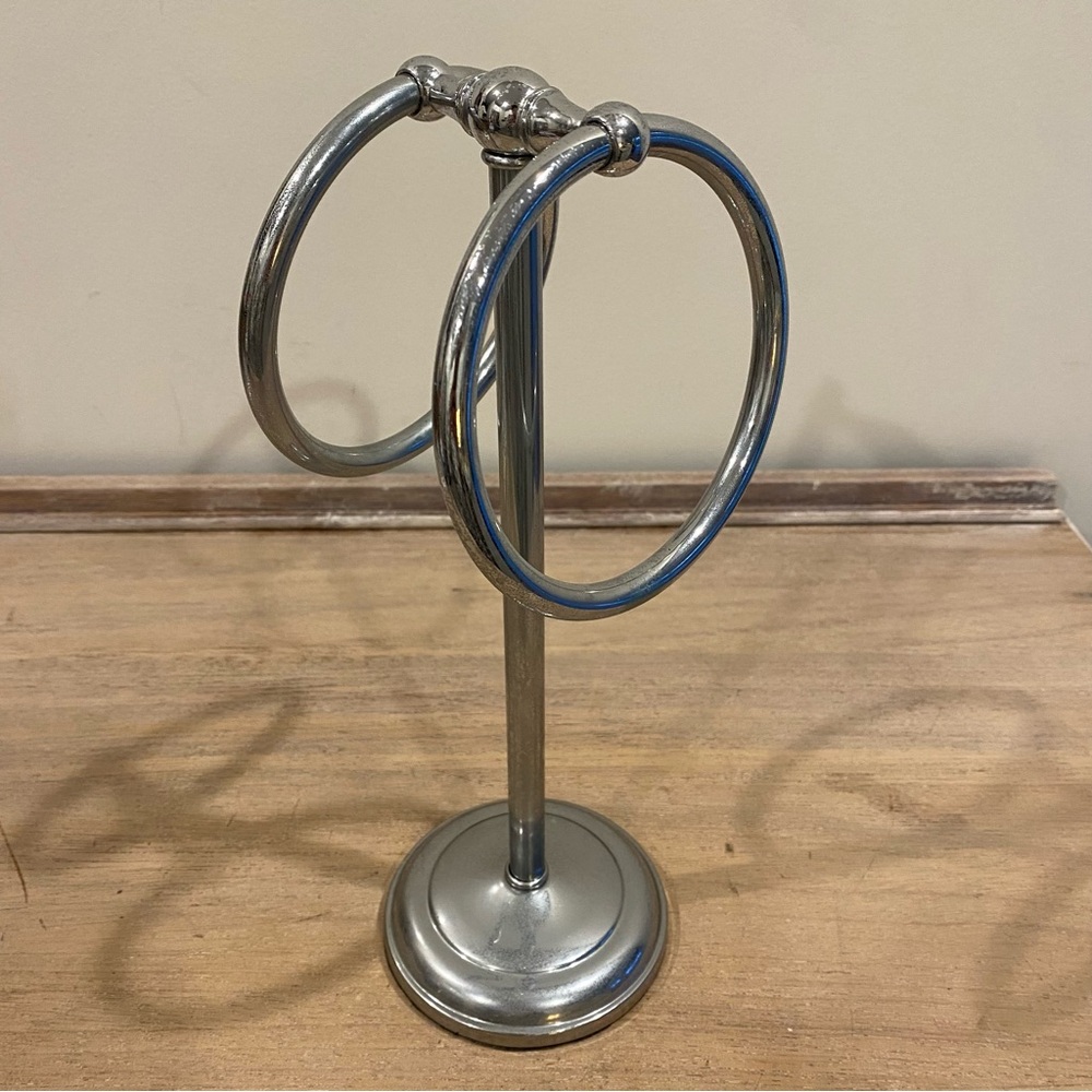 Vintage Chrome Hand Towel Holder / Display for Countertop